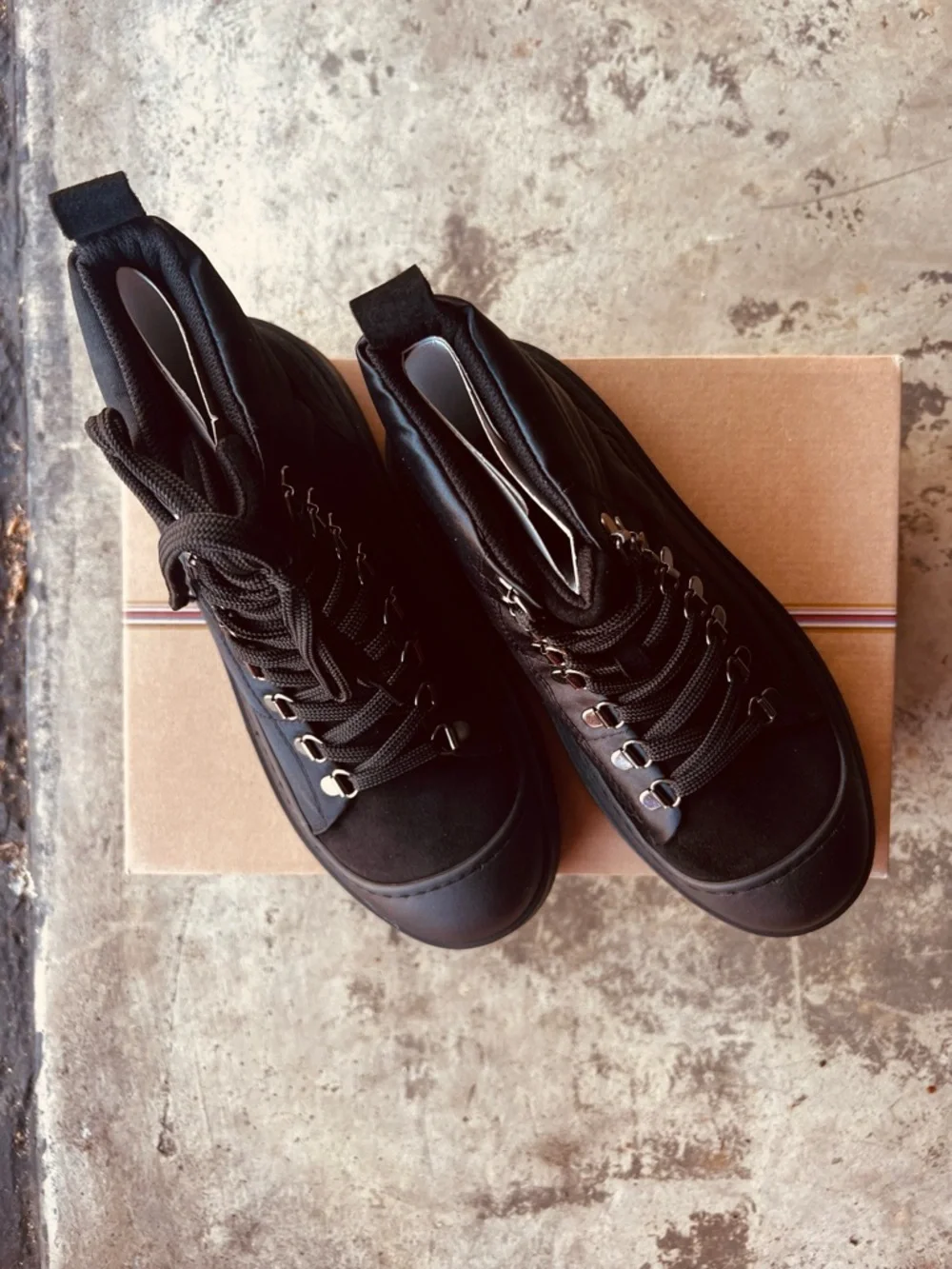 Mauve Black Platform Lace-Up Hiker Boots - Picture 2 of 4